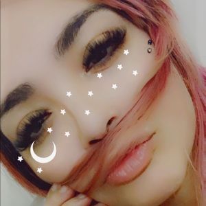 Meet your Posher, Cymantha